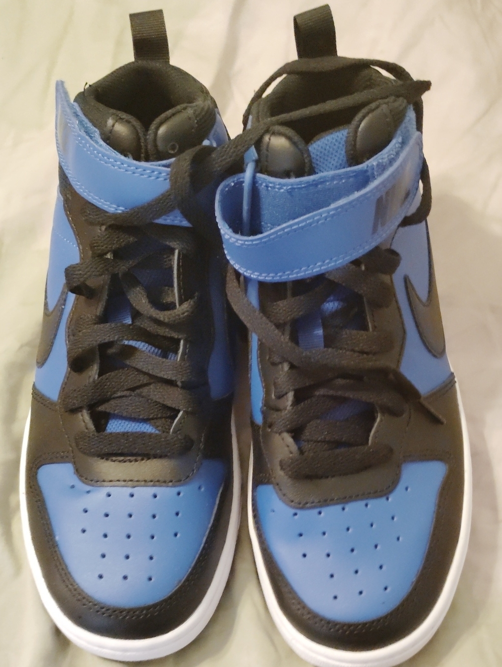 Nike Kids High-Top Sneakers in Blue and Black
